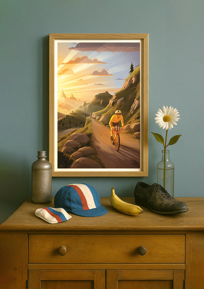 Affiche de cyclisme vintage représentant un coureur en maillot jaune du Tour de France, encadrée et accrochée comme décoration murale.